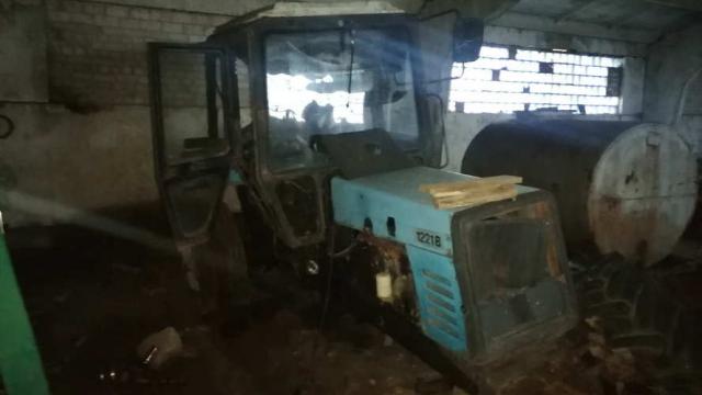 Трактор Беларус-1221В, инв. №98 (Витебский р-н, аг.Тулово, ул. Техническая, 15)