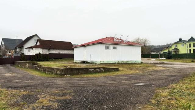 Капитальное строение с инв. №601/C-32405, магазин №63 «Мечта» пл. 107,8 кв.м. (Минская обл., Логойский р-н, Логойский с/с, д.Зеленый Луг, ул. Центральная, 1А)