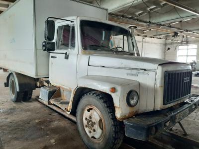 Грузовой специальный фургон изотермический GАZ-ЗЗ09, 2005 г.в., рег. №АЕ 4665-2 (г.Витебск, ул. Ленинградская, 138)
