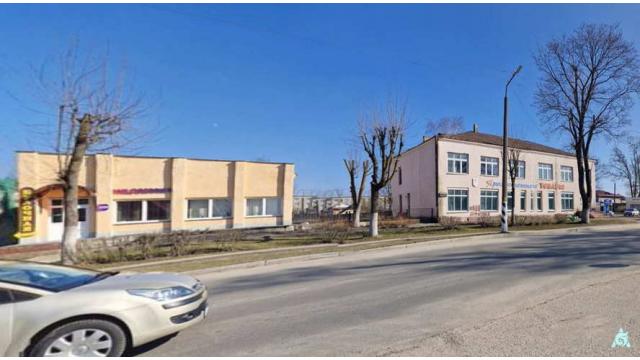 Капитальное строение с инв. №220/C-14817, магазин «Универмаг» пл. 590,7 кв.м. (Витебская обл., Глубокский р-н, г.п.Подсвилье, ул. Советская, 35)