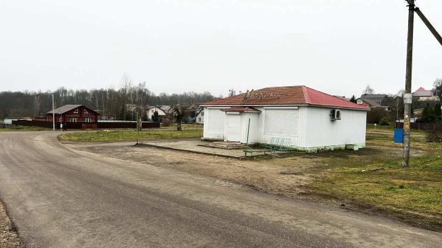 Капитальное строение с инв. №601/C-32405, магазин №63 «Мечта» пл. 107,8 кв.м. (Минская обл., Логойский р-н, Логойский с/с, д.Зеленый Луг, ул. Центральная, 1А)