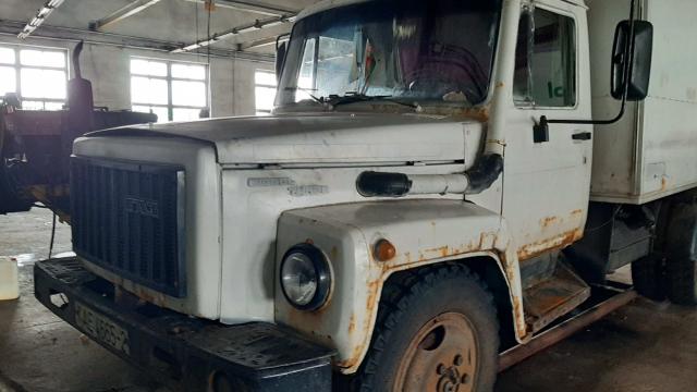 Грузовой специальный фургон изотермический GАZ-ЗЗ09, 2005 г.в., рег. №АЕ 4665-2 (г.Витебск, ул. Ленинградская, 138)