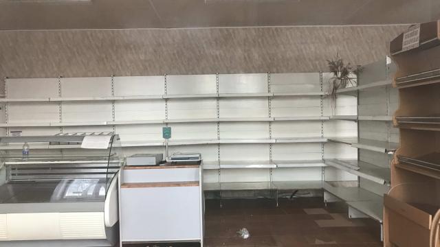 Капитальное строение с инв. №254/C-112605, магазин пл. 142,5 кв.м. (Миорский р-н, Миорский с/с, аг.Черессы, ул. Озёрная, 23)
