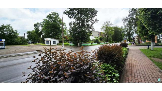 Капитальное строение с инв. №220/C-14817, магазин «Универмаг» пл. 590,7 кв.м. (Витебская обл., Глубокский р-н, г.п.Подсвилье, ул. Советская, 35)