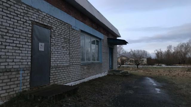 Изолированное помещение, магазин пл. 370,0 кв.м. (Миорский р-н, Узмёнский с/с, д. Слобода, ул. Придвинская, 7А-1)