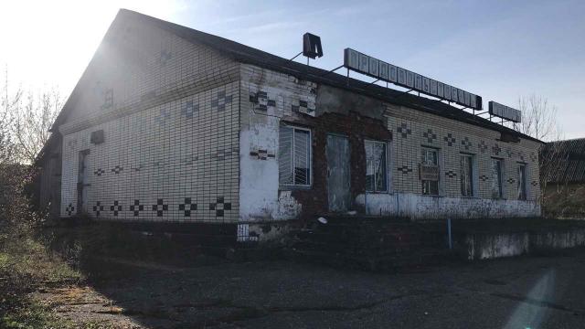 Капитальное строение с инв. №254/C-11322, магазин пл. 156,7 кв.м. (Миорский р-н, г.Дисна, ул. Пролетарская, 10)