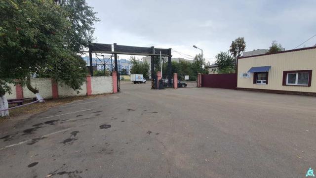 Комплекс 6 зданий торговой базы (АБК, склады и гараж) общ. пл. 11216 кв.м., расположенный на трех земельных участках общ. пл. 2,4616 га (Могилевская обл, г.Бобруйск, ул. 50 лет ВЛКСМ, 40 и 40Б)