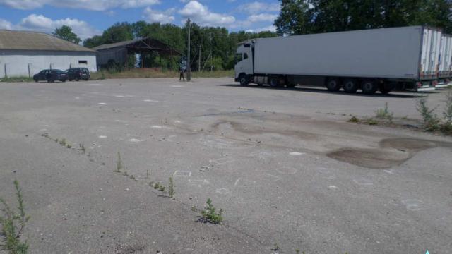 Комплекс имущества из 5 зерноскладов с благоустройством (Витебский р-н, аг.Вороны, ул. Садовая, 5Б)
