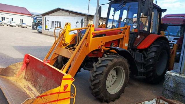 Экскаварот-погрузчик Амкадор 702ЕМ-03, 2013 г.в., рег. знак ТК 2299-6 (Могилевская обл., г.Могилев, пр-т Димитрова, 19В)
